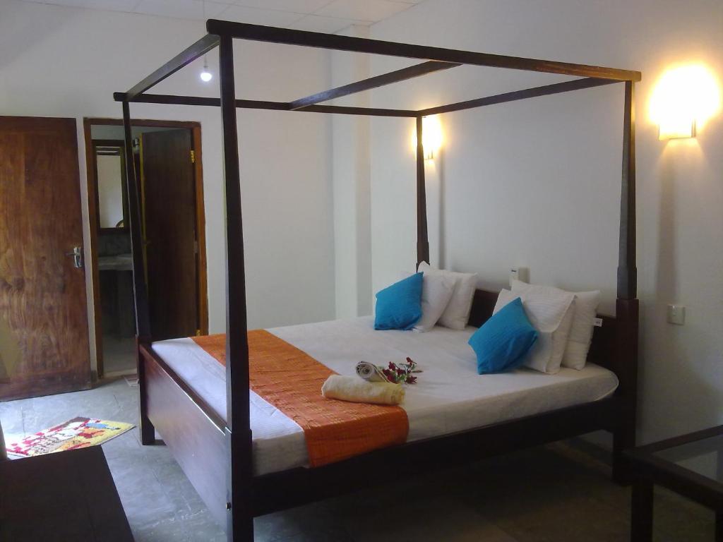 Sea Front Hikkaduwa Otel Oda fotoğraf