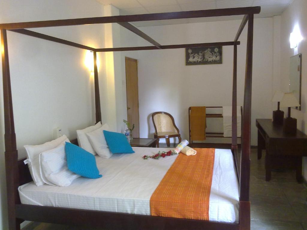 Sea Front Hikkaduwa Otel Oda fotoğraf